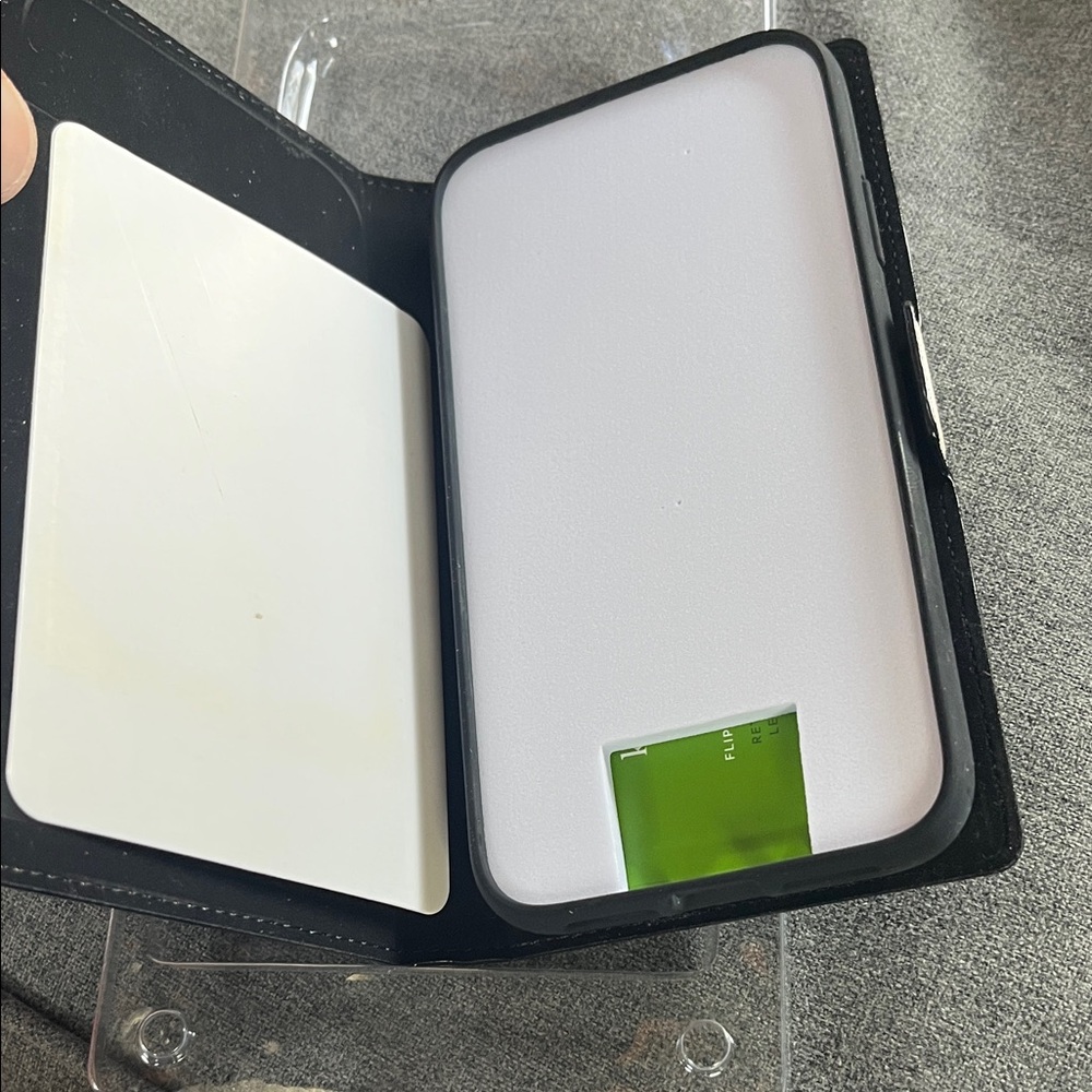 Kate Spade for IPhone XR - Picture 4 of 4